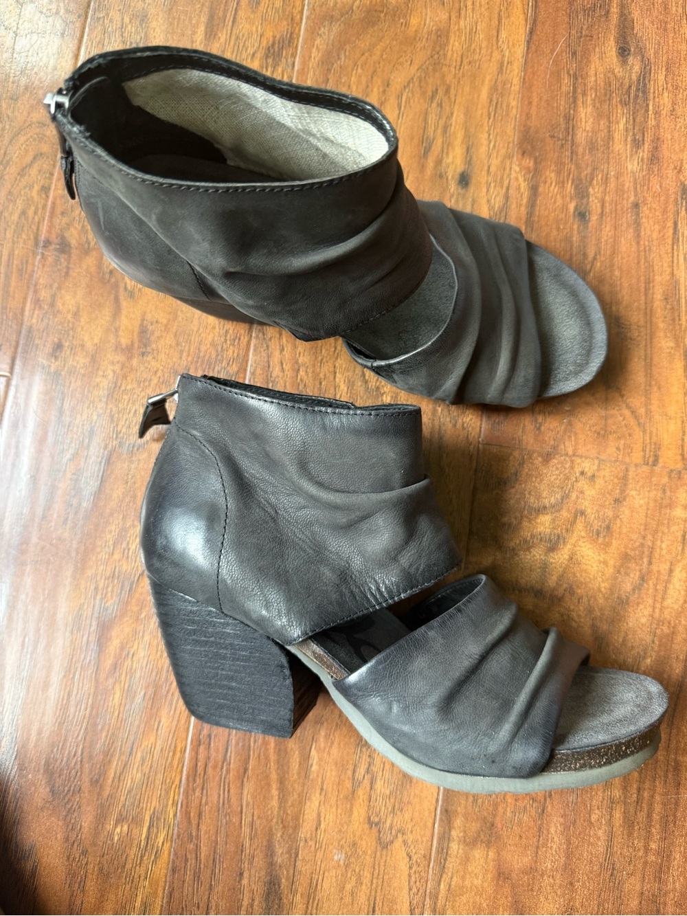 OTBT Gray Ruched Open-Toe Block Heel Sandals